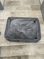 (H) Legowisko Soft Stripe ciemnoszare z haftem "Sendi" XL (100x80) - Wyprzedaż