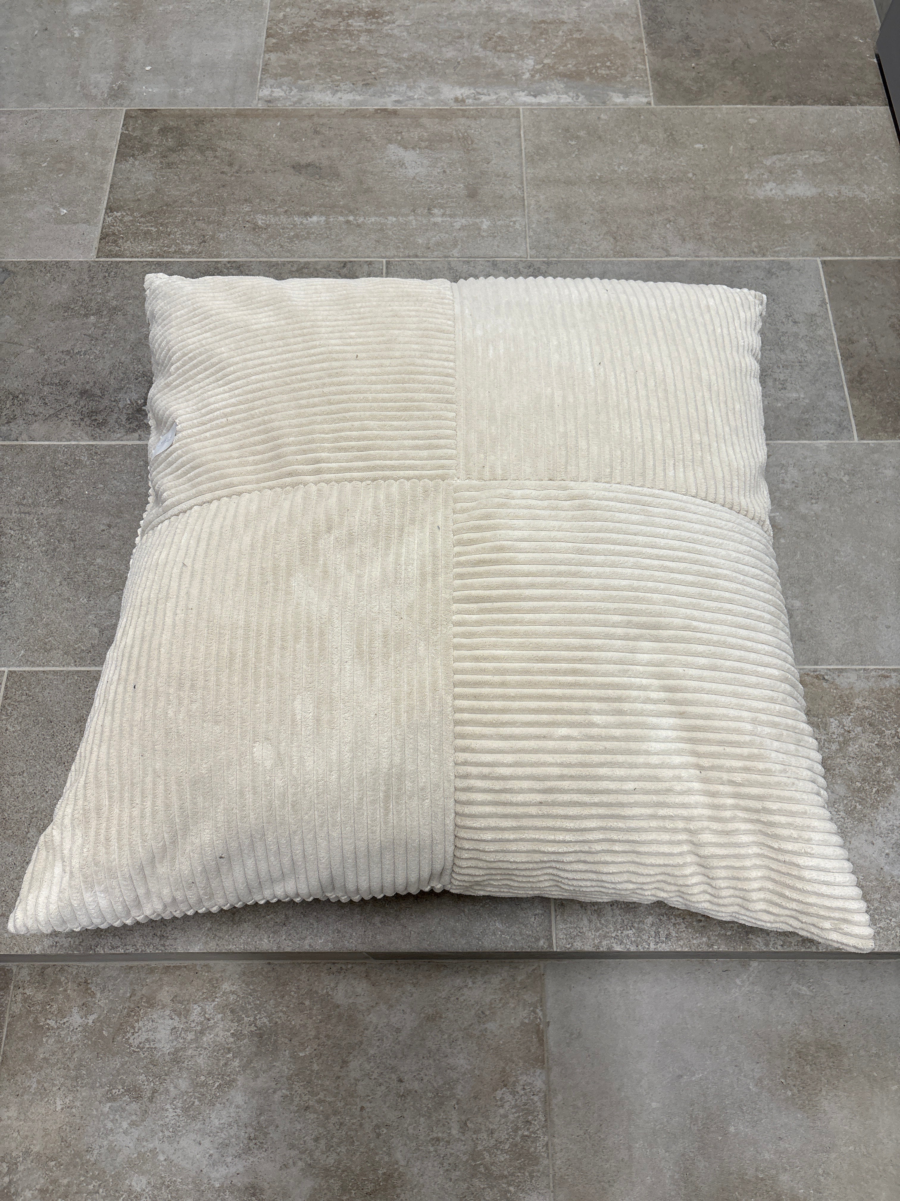 zestaw 3 poduszek całość 30 zł - wyprzedaż