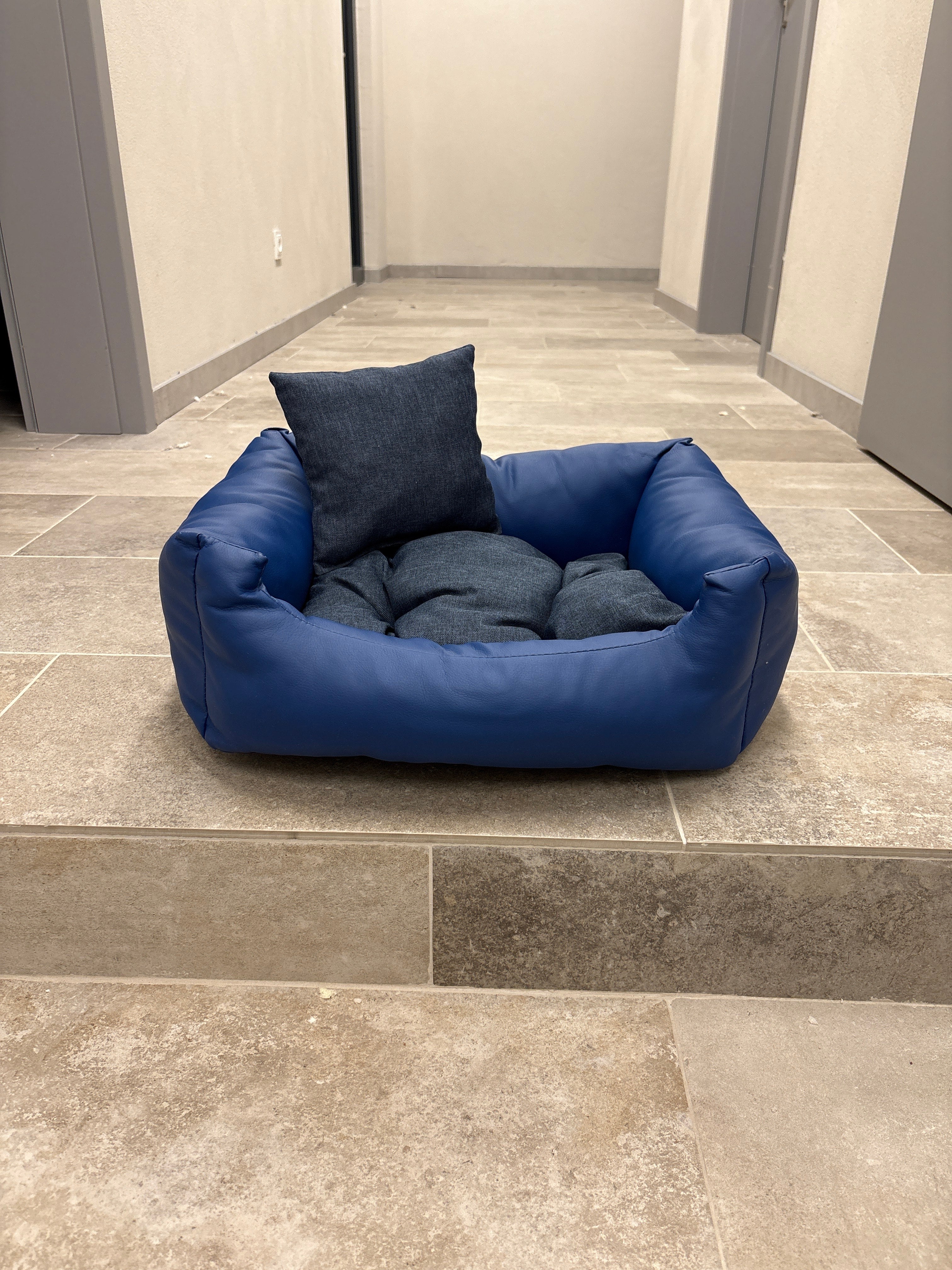 Legowisko eco granatowe XS (55x45)-Wyprzedaż